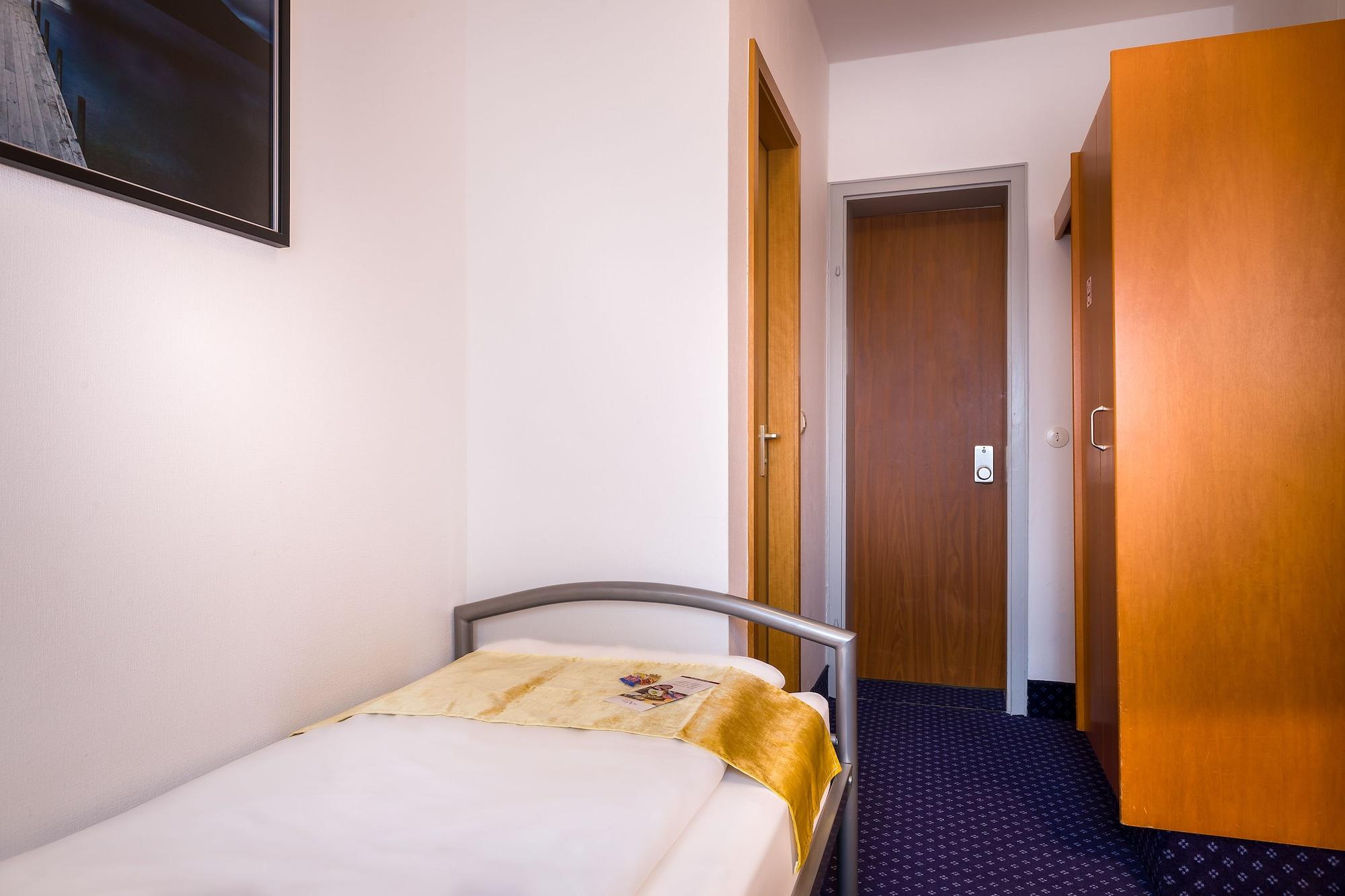 Scope Hotel Greif Karlsruhe Bagian luar foto