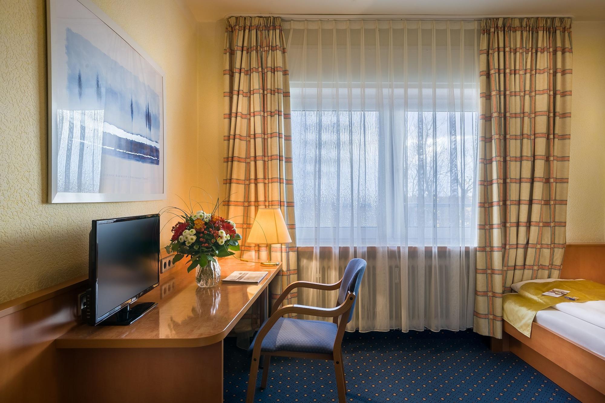 Scope Hotel Greif Karlsruhe Bagian luar foto