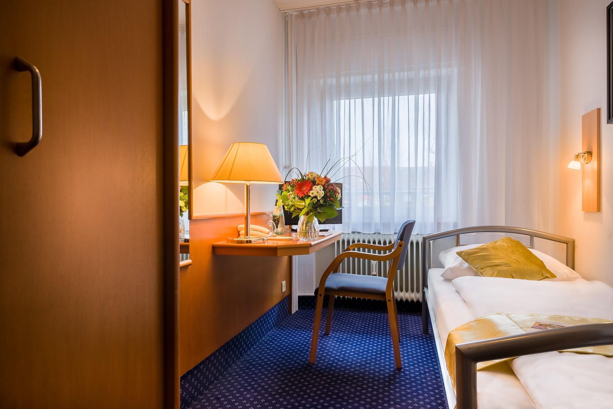 Scope Hotel Greif Karlsruhe Bagian luar foto