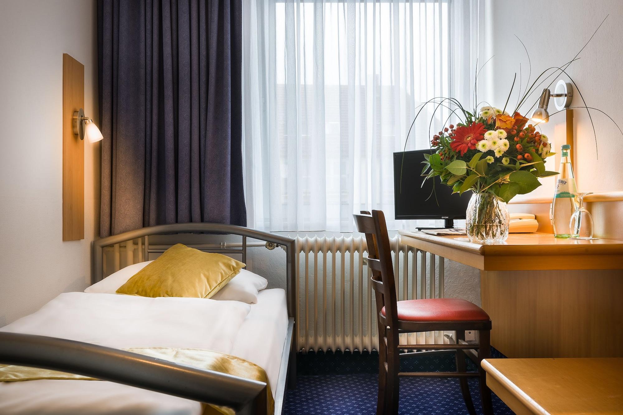 Scope Hotel Greif Karlsruhe Bagian luar foto