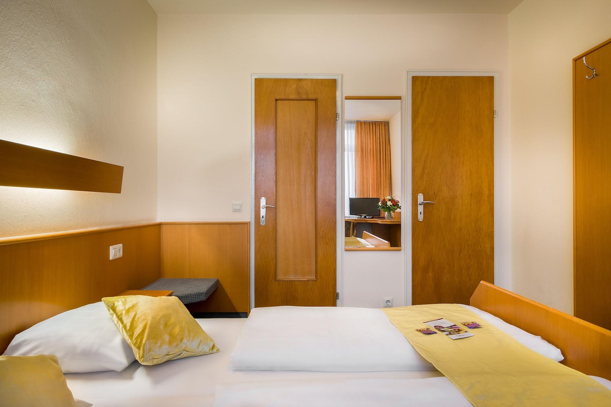 Scope Hotel Greif Karlsruhe Bagian luar foto