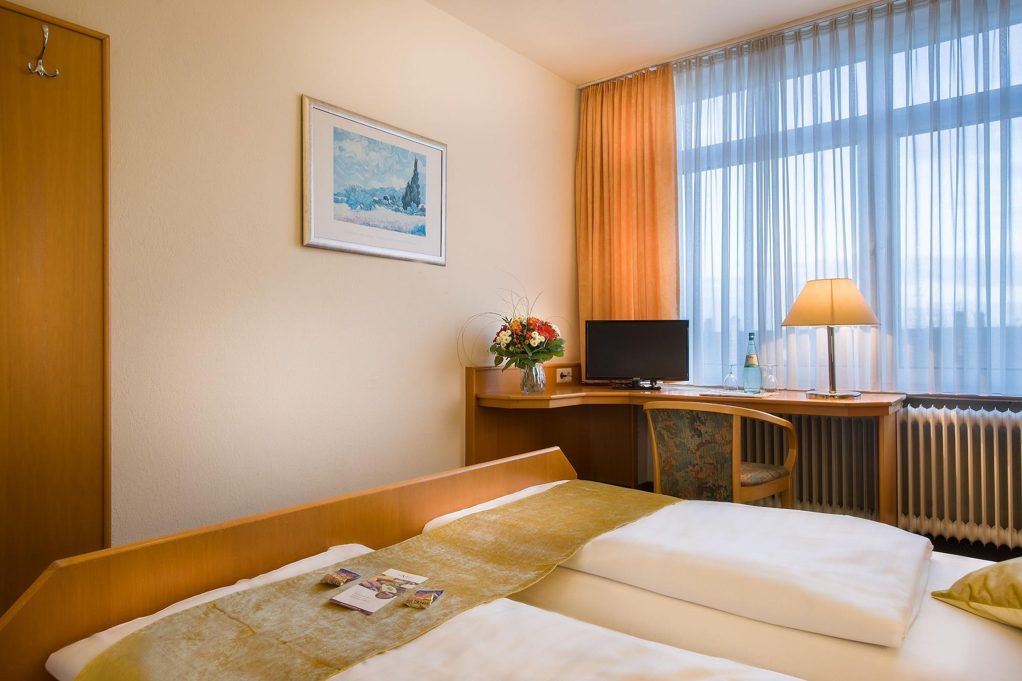 Scope Hotel Greif Karlsruhe Bagian luar foto