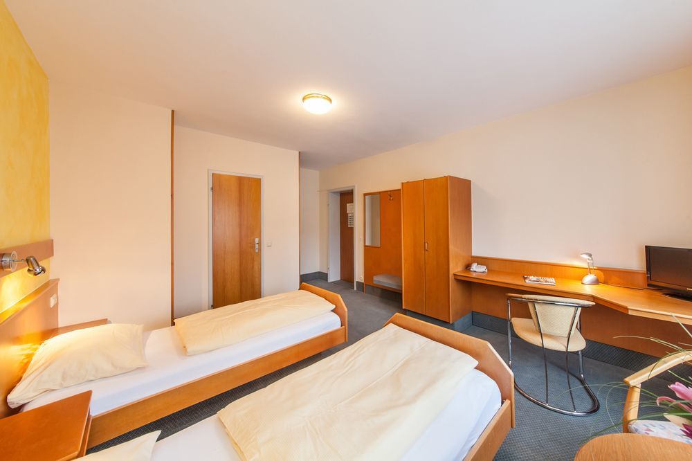 Scope Hotel Greif Karlsruhe Bagian luar foto